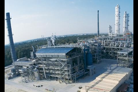 Mitsui announced an investment in renewable methanol production using CCU at its US JV Fairway Methanol plant in March 2021.